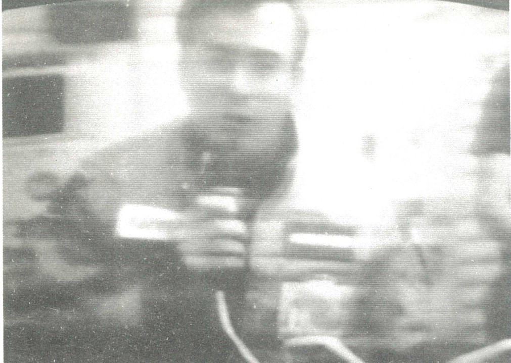 NERI.jpg Imagen captada durante el mensaje de Rodolfo Neri Vela, primer astronauta mexicano, al sobrevolar el territorio mexicano desde el transbordador Atlantis. Revista Información. Órgano interno de la SCT.