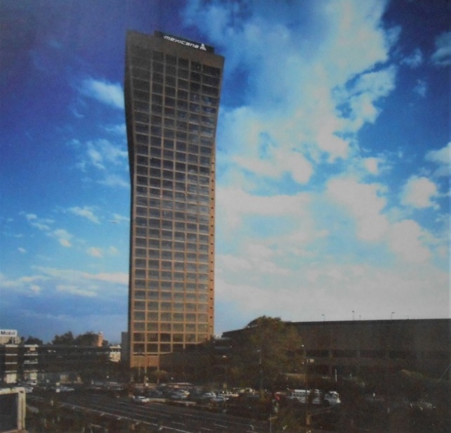 5 Torre de Mexicana de Aviación inaugurada el 30 de abril.jpg