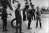 Emilio Carranza y piltots gringos750.jpg