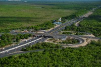 2 Distribuidor Aeropuerto Internacional de Cancún.jpg