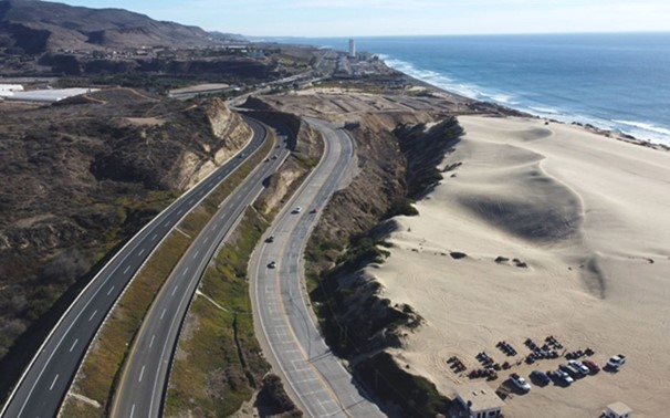 9 Panorámica de la autopista Tijuana.jpg