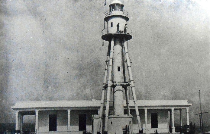 Antiguos faros de México Antiguos faros de México