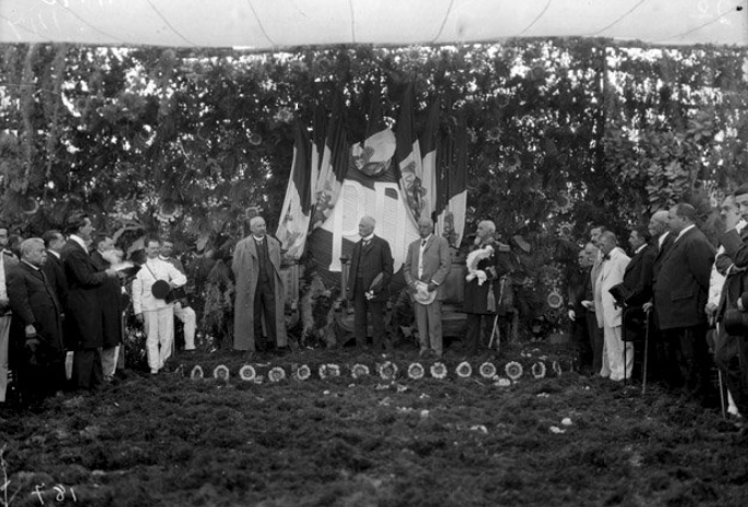 Ceremonia de inauguración de la carretera Iguala-Chilpancingo.jpg