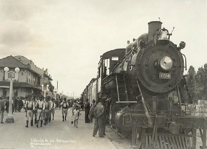 La locomotora N. de M. 40 La locomotora N. de M. 40
