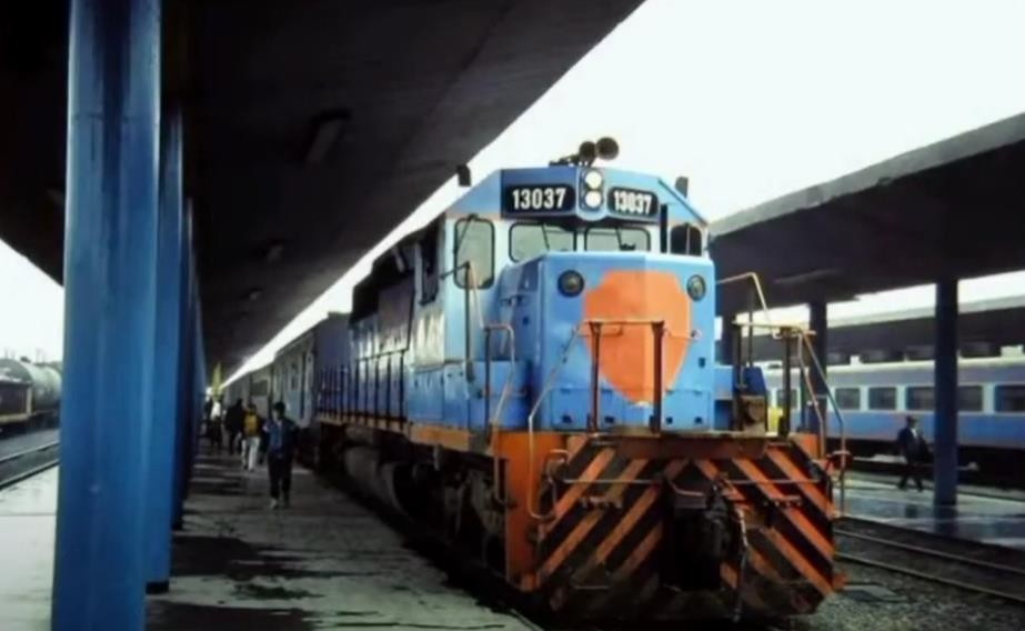 Tren “El Regiomontano” - Lujo Norteño Tren “El Regiomontano” - Lujo Norteño