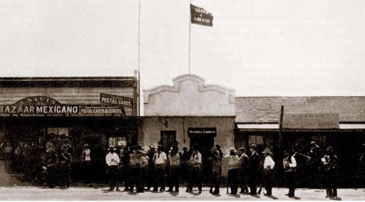 Flores Magón consideró que el cambio y la reconstrucción social en México, implicaba “iniciar una nueva vida, tomar tierras y poblar” las regiones abandonadas por el gobierno y la geografía. Por ello, inició una revolución de conciencias y otra armada, en el norte de la vieja California con el respaldo de la clase obrera “rebelde al yugo y afín a la igualdad.” Foto recuperada de: ¡Tierra y Libertad! El sueño de una Revolución.