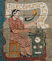 Mosaico que ilustra el empleo de las Telecomunicaciones.png