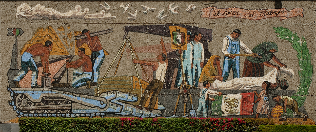 Mural dedicado Al héroe del trabajo.png