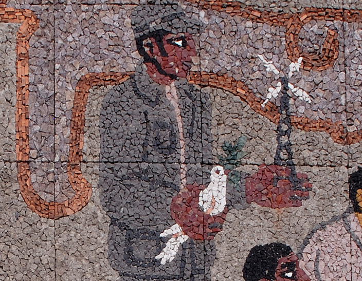 Paloma mensajera en el mural El Aire.png