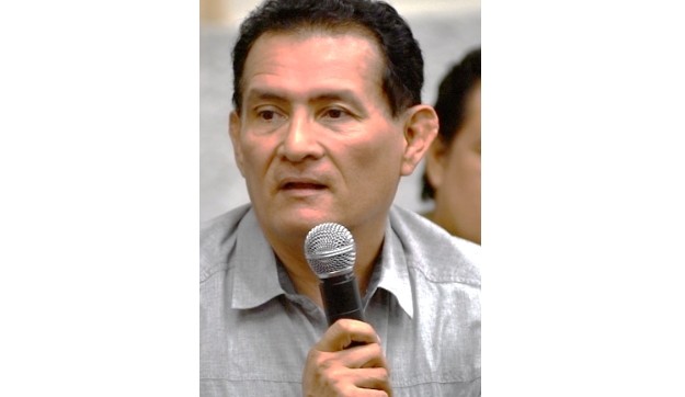 Licenciado en Derecho José Mauricio entró a trabajar en la SCT.jpg Licenciado en Derecho, José Mauricio entró a trabajar en la SCT hacia 1987-1990. Es Subdirector de Transporte en el Centro SCT Campeche.